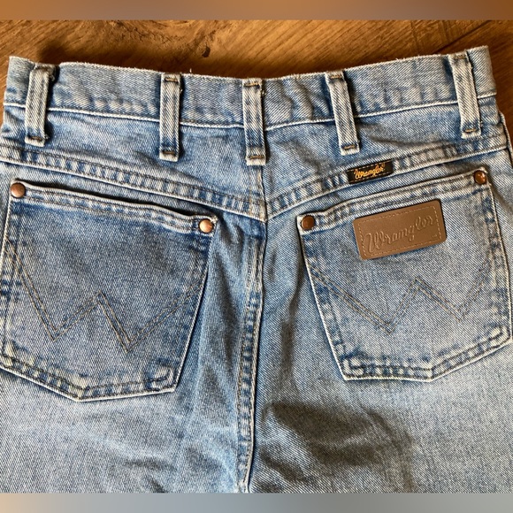 Fantastic Vintage Wrangler Jeans- Unisex - Picture 4 of 13